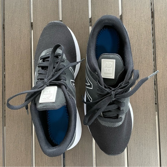New Balance Shoes - NEW BALANCE REVILITE 24 RUNNNING SNEAKERS!!